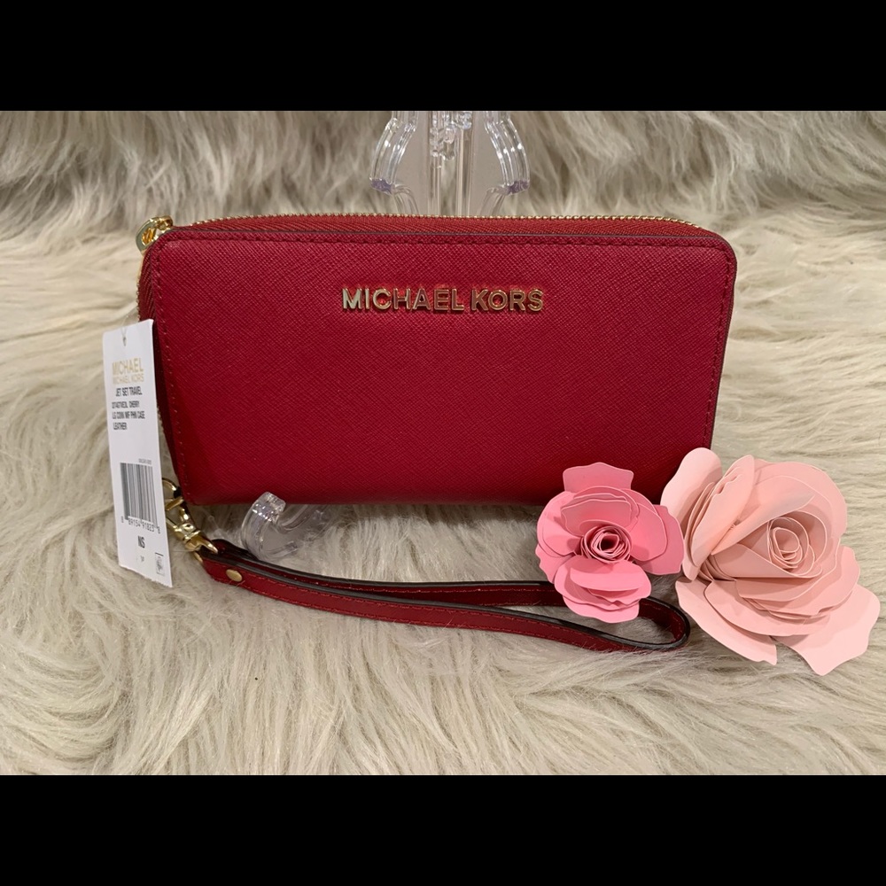 Michael Kors Wristlet